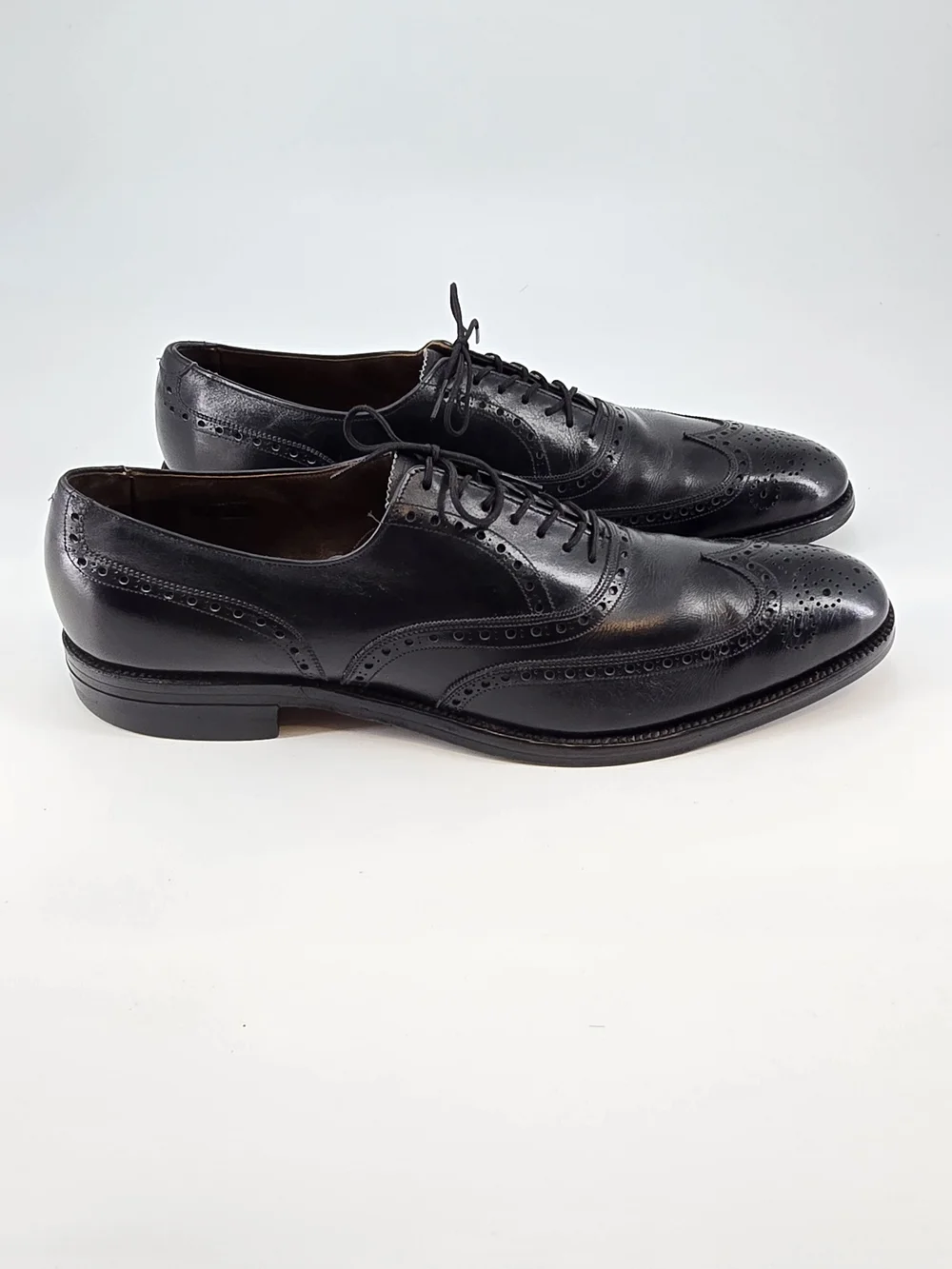 Allen Edmonds Black Leather Wingtip Brogues Boulevard 14 AAAA